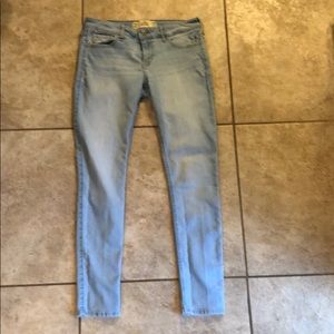 Holister Light jeans, size 5S, waist 27, length 29